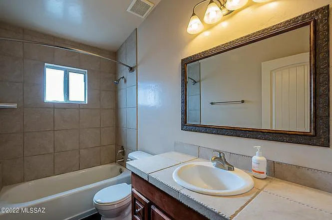 2nd Full Bathroom