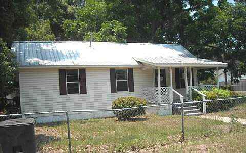 1st image of 414 SE Lomond Ave