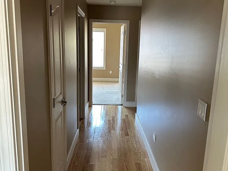 392 Frontier Ave — Photo 7