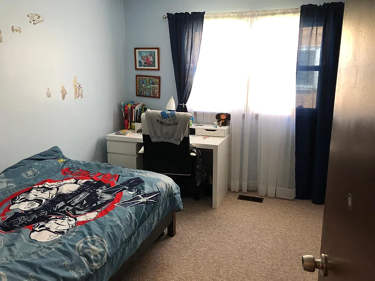 15 Rosewood Ter #1 — Photo 7