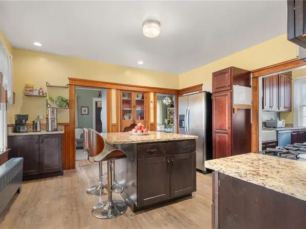 100 Bellevue Ave, North Smithfield, RI 02896
