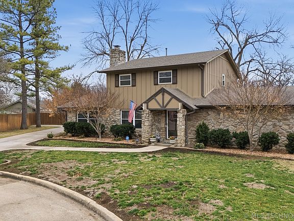 2nd image of 2358 London Ln
