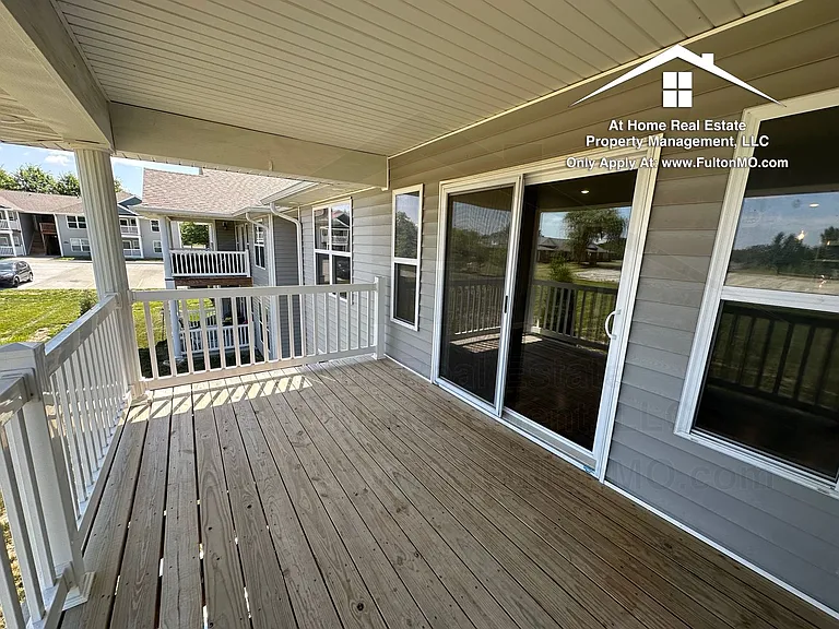 301 E Saint Eunice Rd #201 — Photo 26