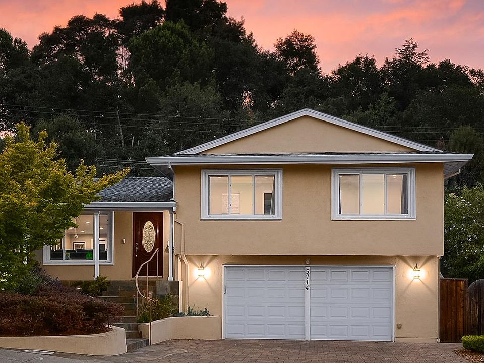 1st image of 3714 Red Oak Way