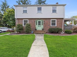 2536 Hartford Ave, Johnston, RI 02919