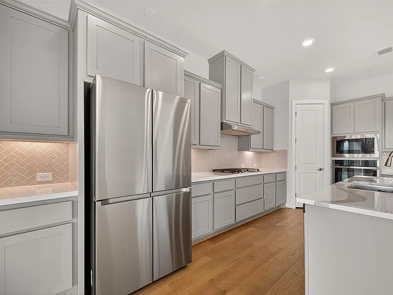4906 Tanyard Manor Dr — Photo 15