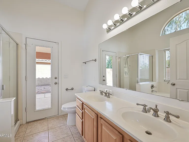 7160 E Lindner Ave — Photo 16