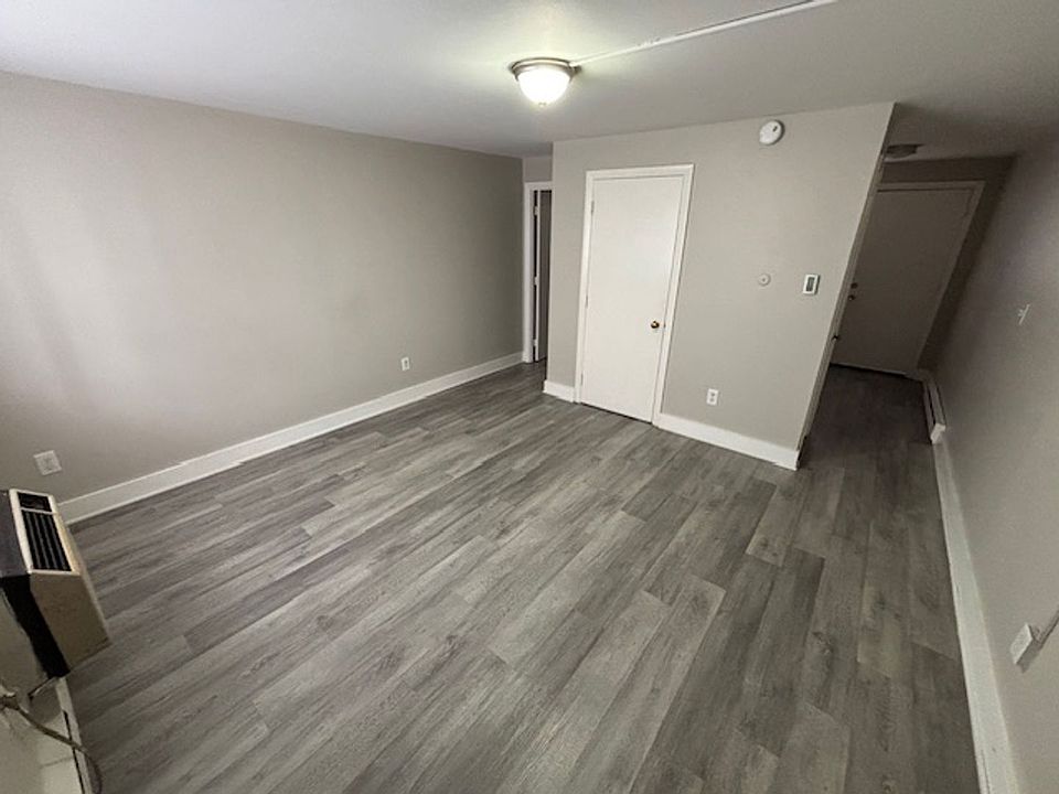2nd image of 101-105 Heywood Ave #13
