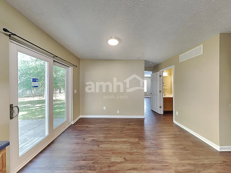 4150 Loyala Chase Ln — Photo 6