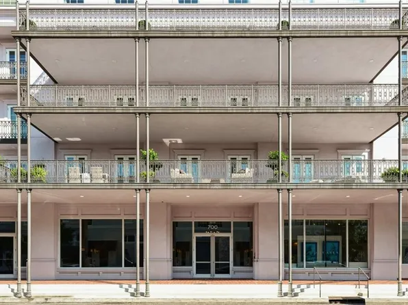 700 Magazine St APT 202, New Orleans, LA 70130