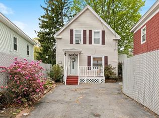 5 Pearl Ct, Methuen, MA 01844