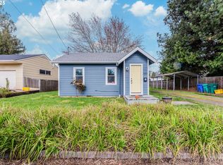 11003 NE Broadway St, Portland, OR 97220