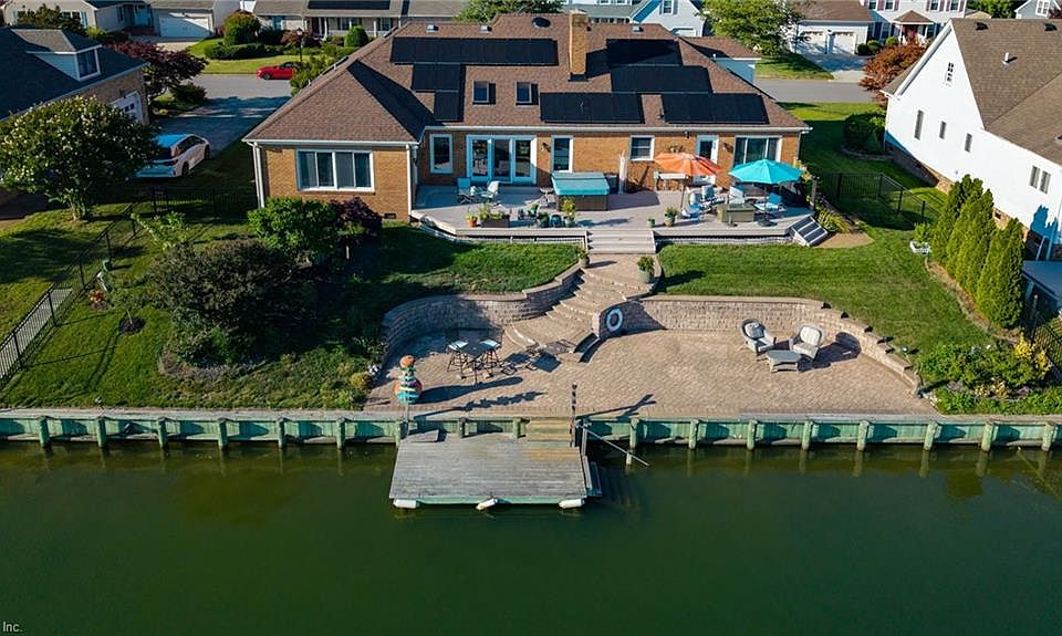 1st image of 1213 Plantation Lakes Cir