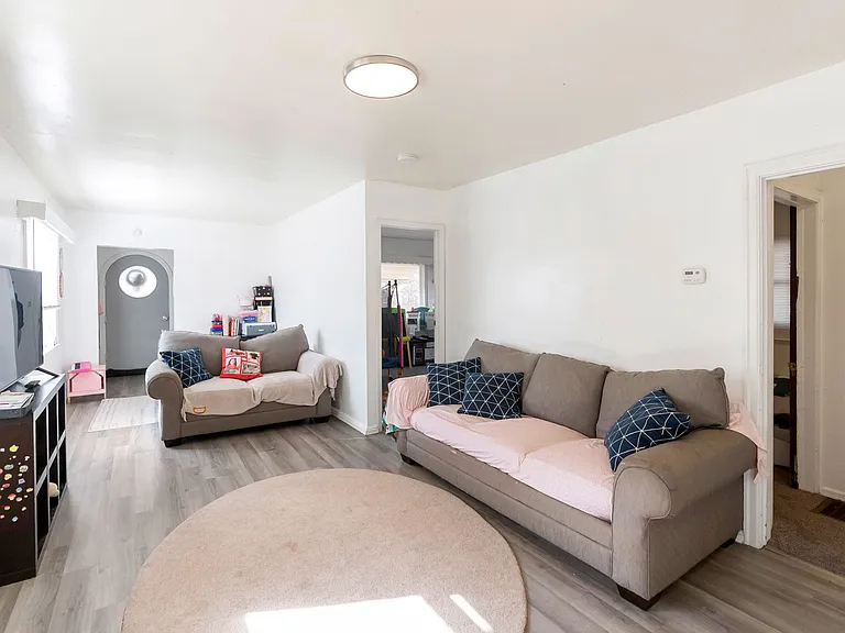654 N 100 E #1 — Photo 12