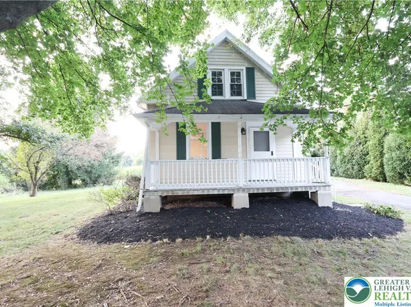 4283 W Saucon Valley Rd, Coopersburg, PA 18036