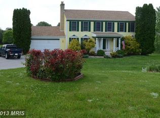 187 Steeple Chase Dr, Shenandoah Junction, WV 25442