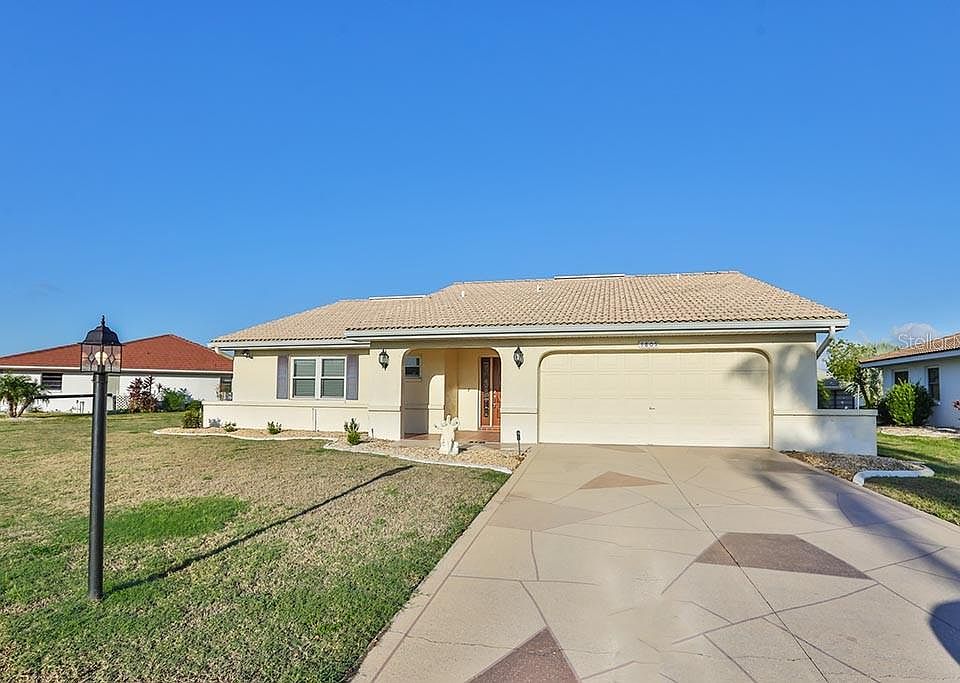 1st image of 1809 Wolf Laurel Dr