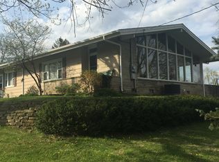 901 Barker Rd, Fremont, OH 43420