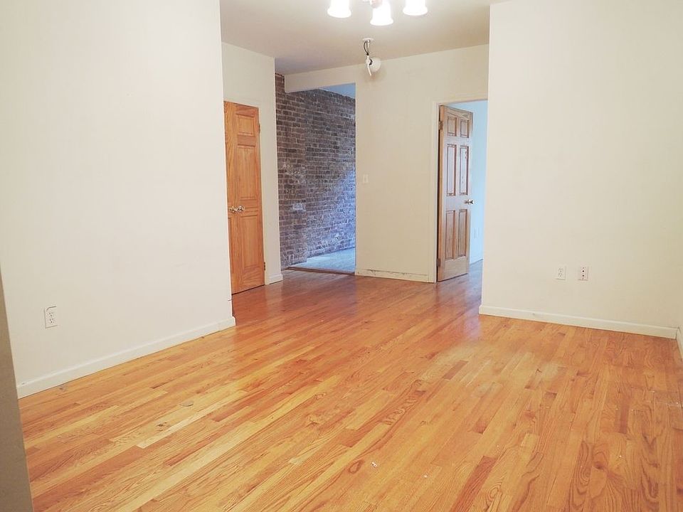 1st image of 3123 32nd St APT 16