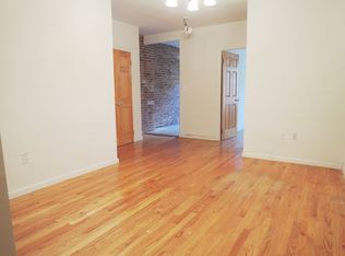 3123 32nd St APT 16, Astoria, NY 11106