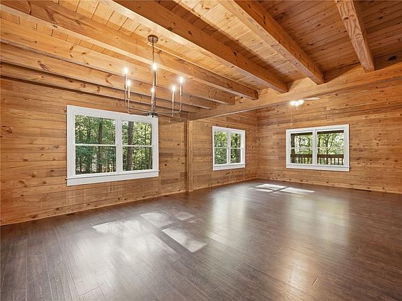 4th image of 437 Twin Lakes Dr