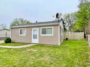 925 Alice St, Sioux City, IA 51105