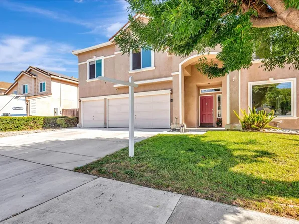 2171 Cypress St, Hollister, CA 95023