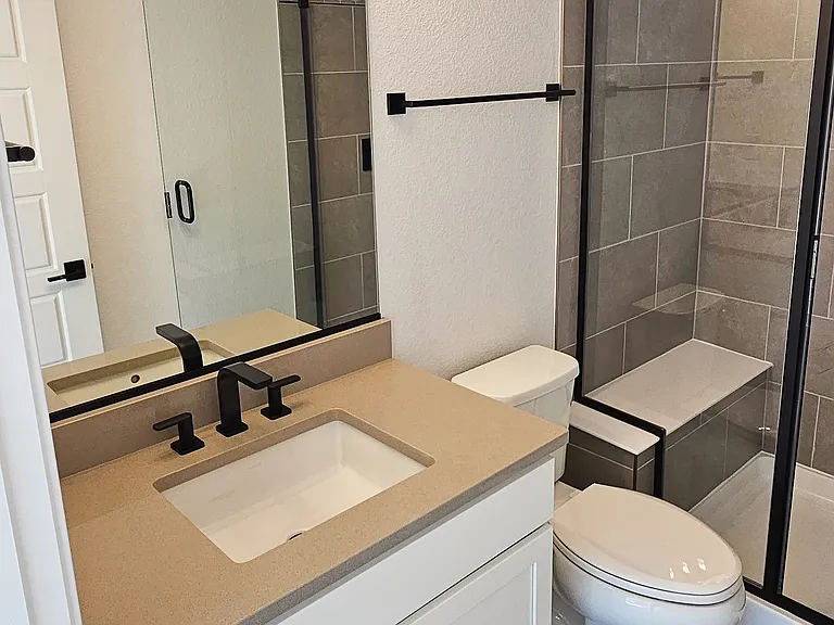 2034 S Holly St — Photo 33