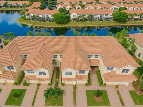 1320 Henley St APT 2003, Naples, FL 34105