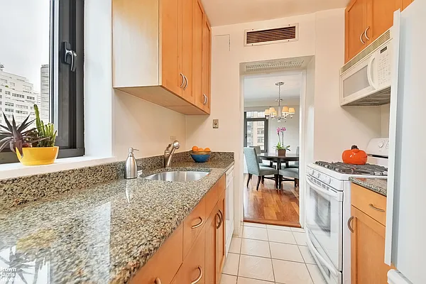 Sold by Brown Harris Stevens | media 5