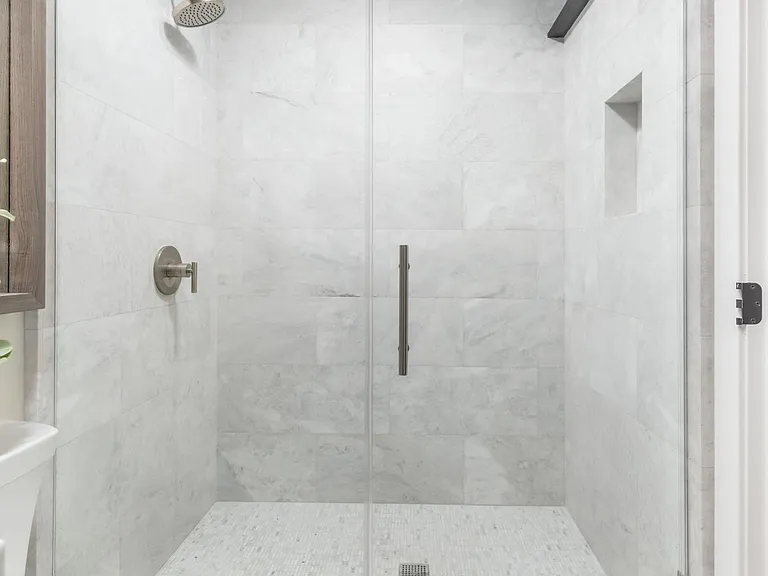 Luxury Spaces — Photo 259