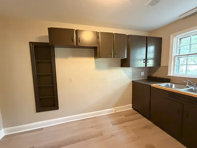 1505 Park Ave — Photo 14