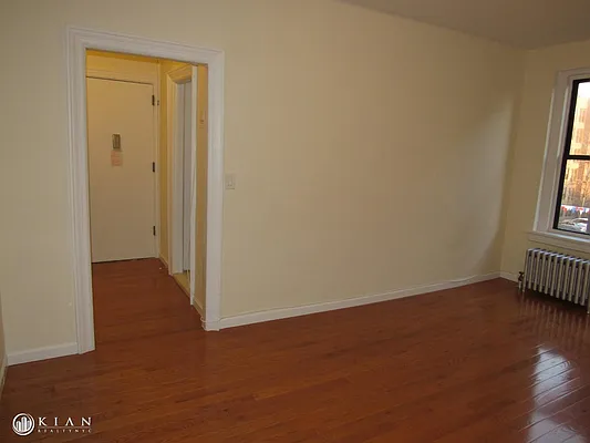 Rented by Kian Realty | media 17