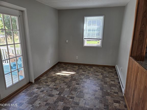 2nd image of 502 W Jackson St