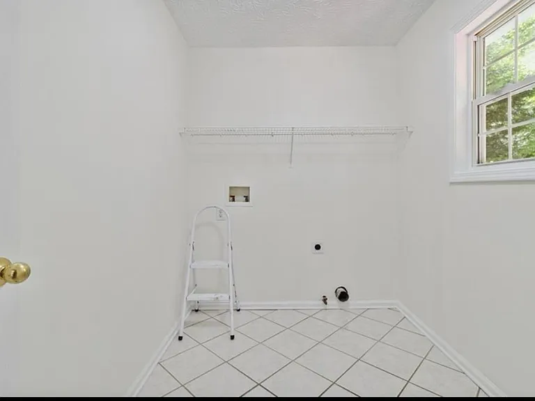 850 Madison Chase Way — Photo 5