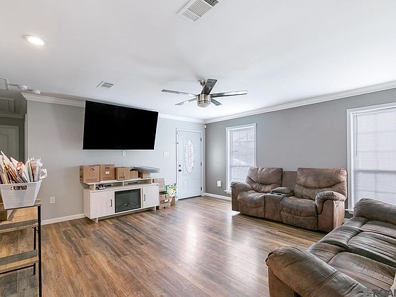 5th image of 9765 Westerly Ave