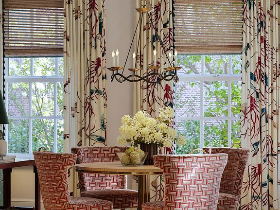 4th image of 2606 Marchmont St #105