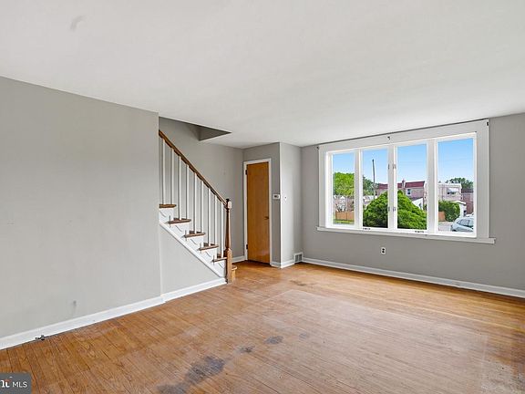 4th image of 522 Parkview Cir