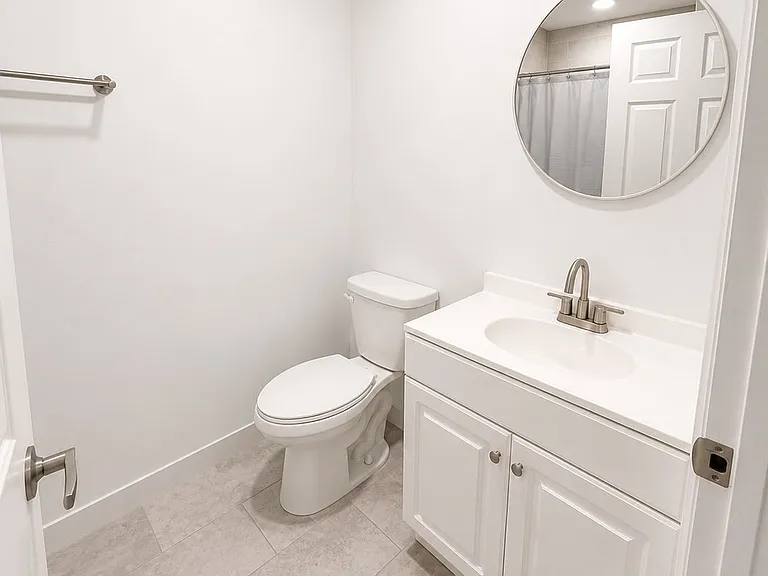 700 23rd Pl — Photo 12