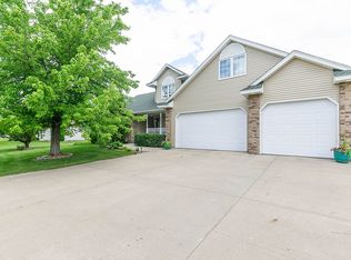 5010 Rose Creek Pkwy S, Fargo, ND