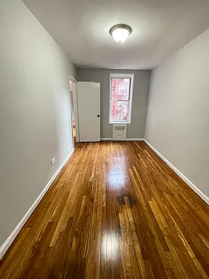 Rented by Winzone Realty Inc | media 3