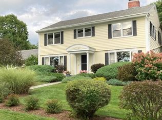 136 Crescent Rd, Burlington, VT 05401