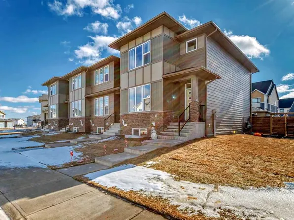 167 S Shore Ct, Chestermere, AB T1X 2S2