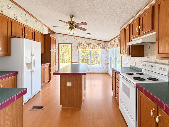 4th image of 5703 Blue Springs Rd