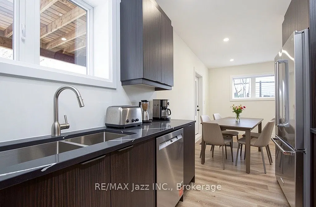 2 bed, $2,750 — Photo 4