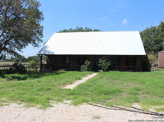 2nd image of 203 County Road 7722