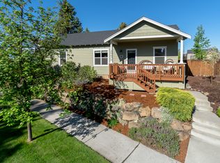 20670 Beaumont Dr, Bend, OR 97701