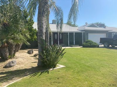 2113 Ellen Way, Bakersfield, CA, 93304