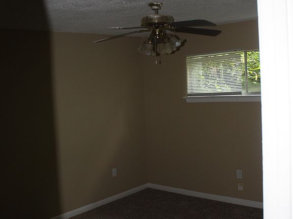 5th image of 3724 Chula Vista Dr
