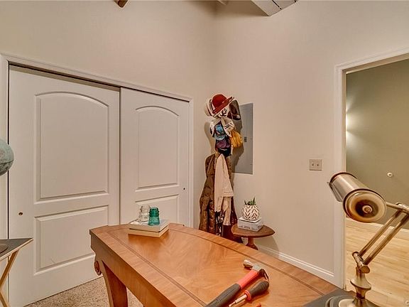 5th image of 306 N 26th St #U136